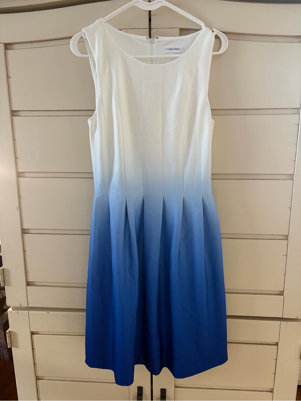 Calvin Klein Blue White Ombre Sleeveless Pleated Fit Flare Midi Cocktail Dress